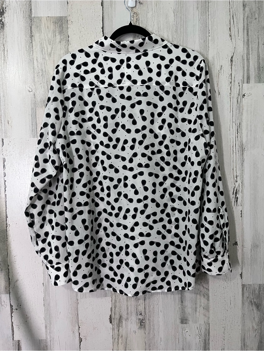 KARL LAGERFELD long sleeve aviator sunglasses print button down blouse Large - Picture 3 of 11